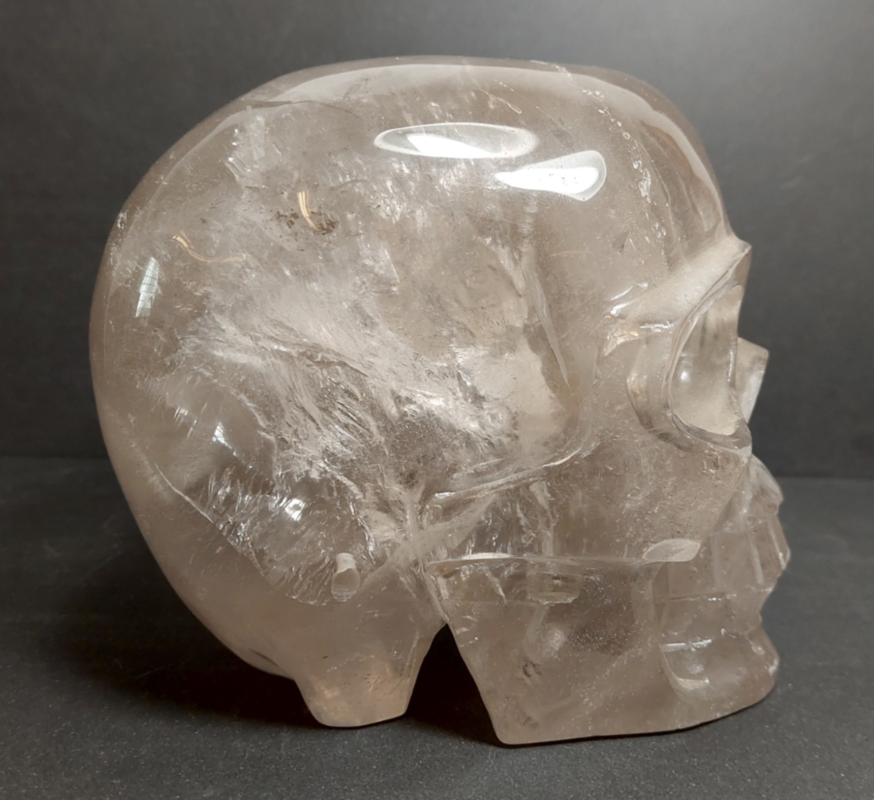 Rökkvarts / Bergkristall, Dödskalle - 2.8kilo - 2