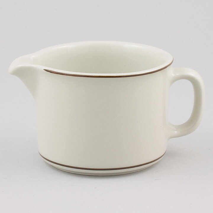 Richard Lindh (Fennica 1979) Sturdy Creamer with Brown Border 12,5 cm
