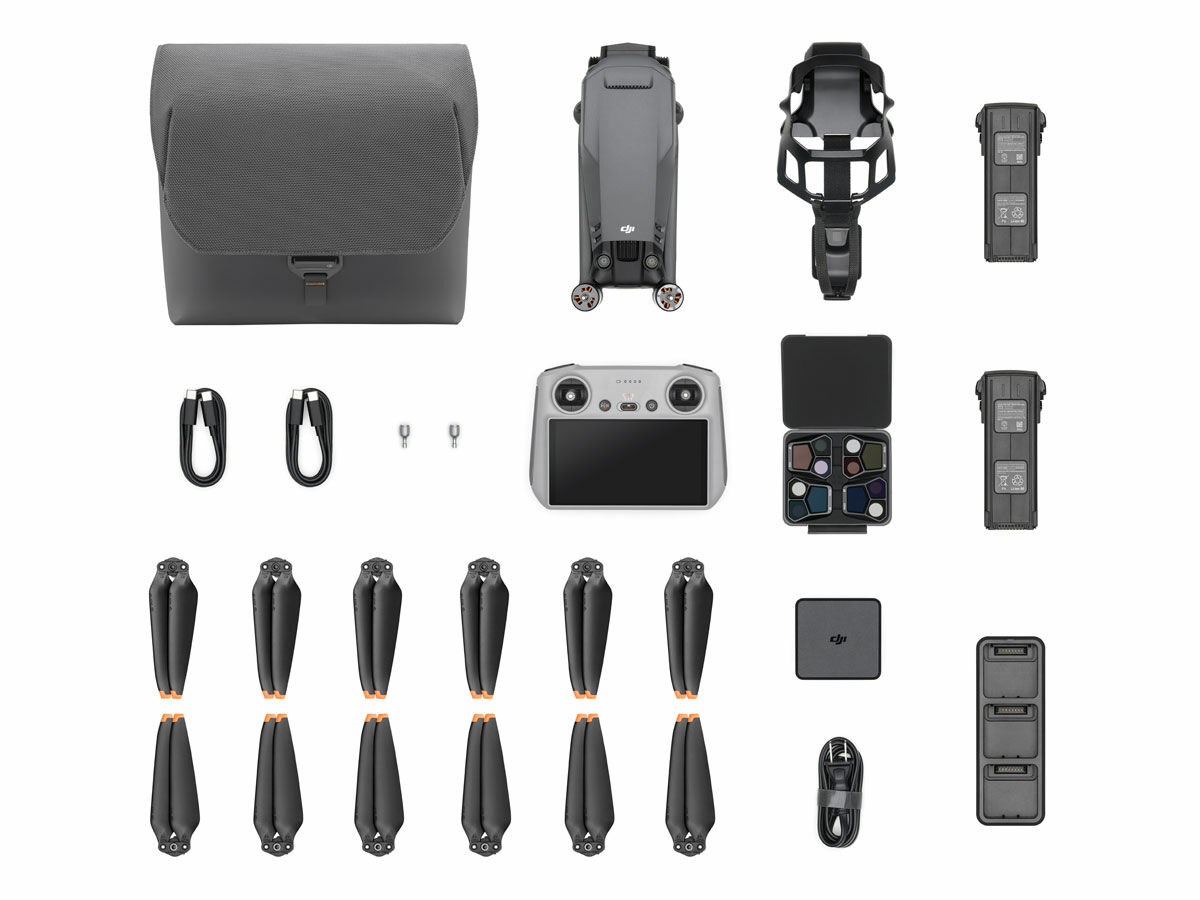 DJI Mavic 3 Pro Fly More Combo + Dji RC - 2