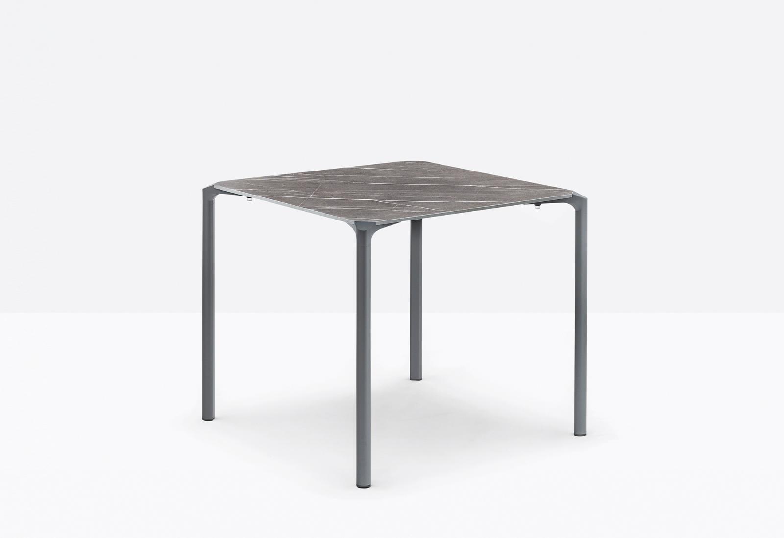 JUMP TJ4 - stapelbart bord