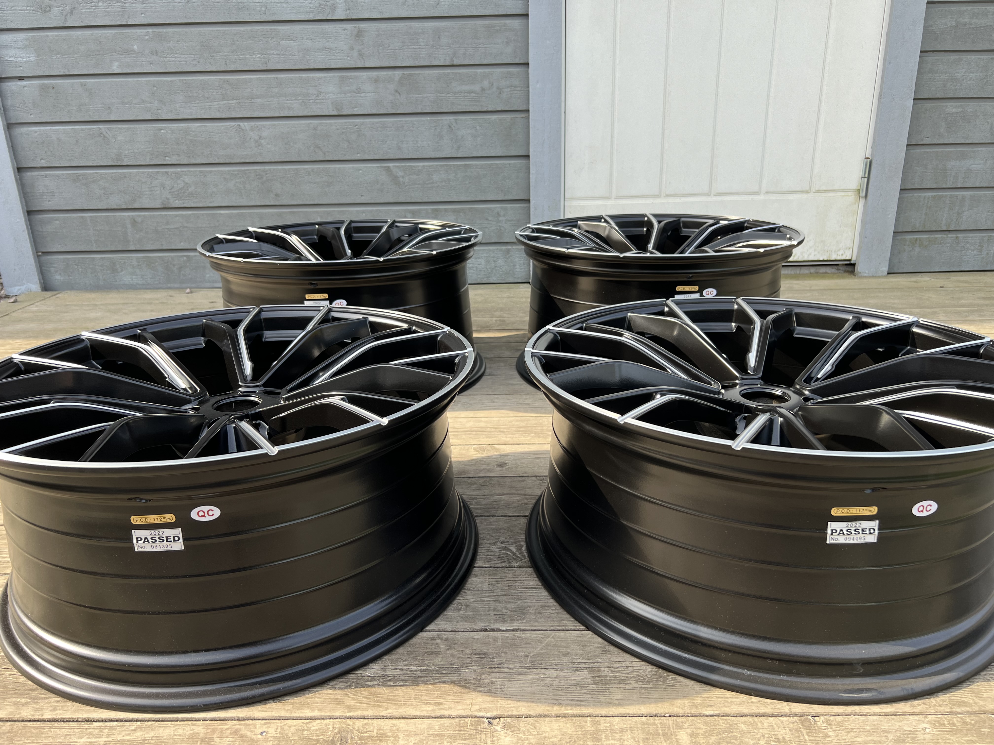 20" AG M669 Black/pol 5x120 - 4