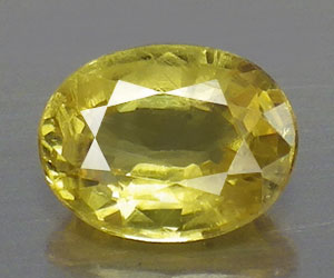 Vacker 4.5x3.5 mm oval slipad naturlig gul safir ädelsten - 3