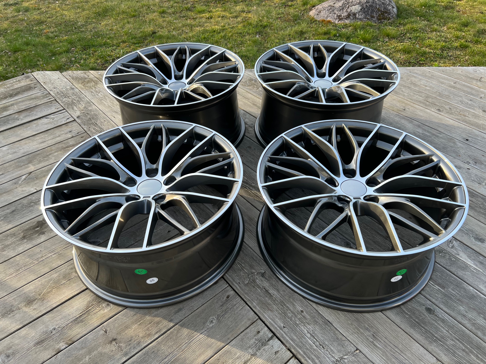 20" Performance 3 Gunmetal/machined 5x120 - 10