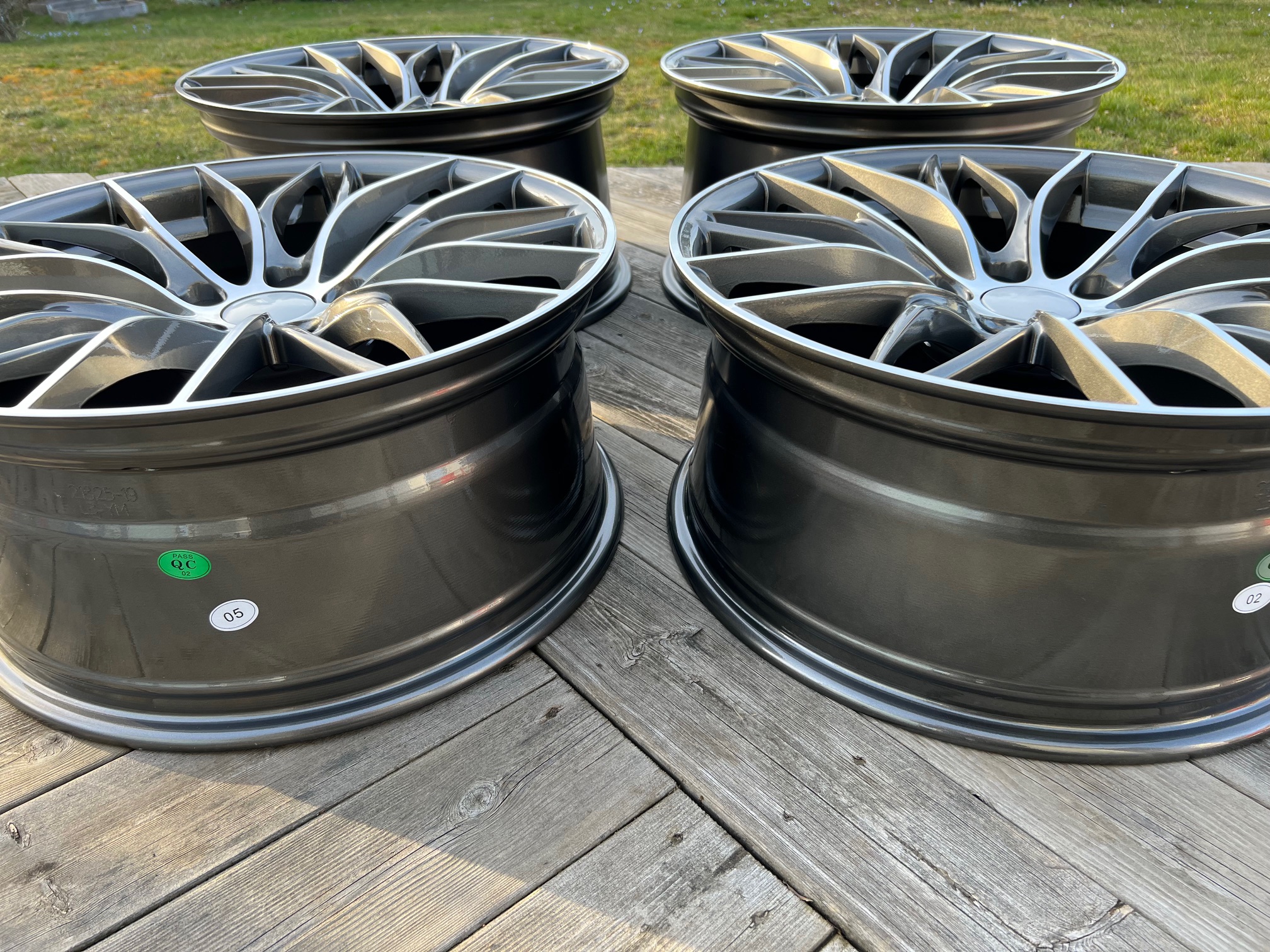 20" Performance 3 Gunmetal/machined 5x120 - 8