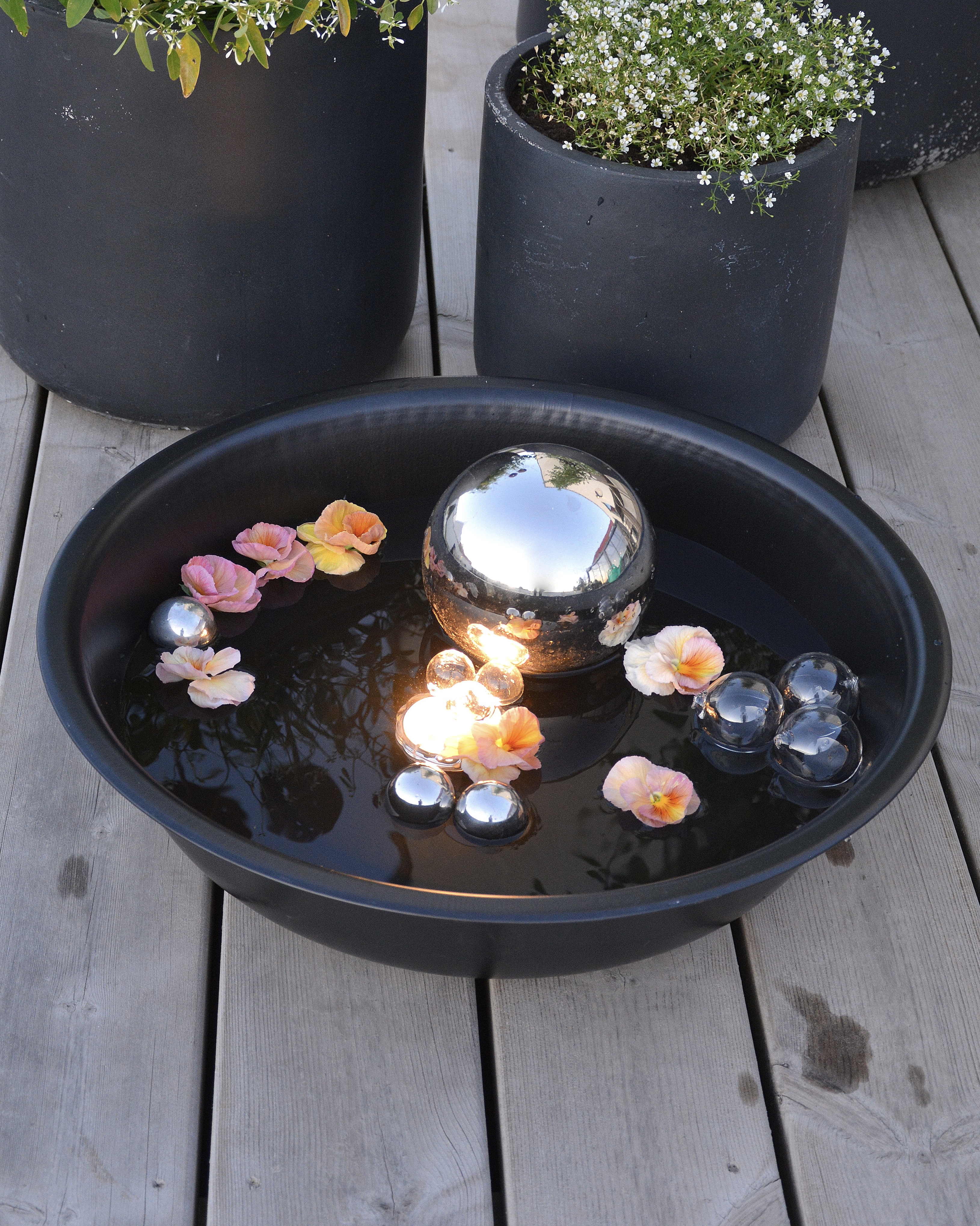 Belysning för vatten. Vattentät LED- lampa 