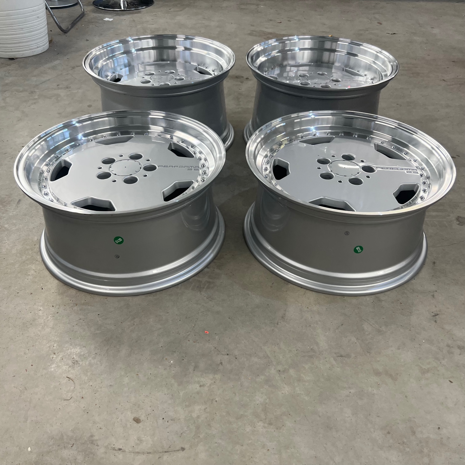 18" Perform25 5x112 - 3