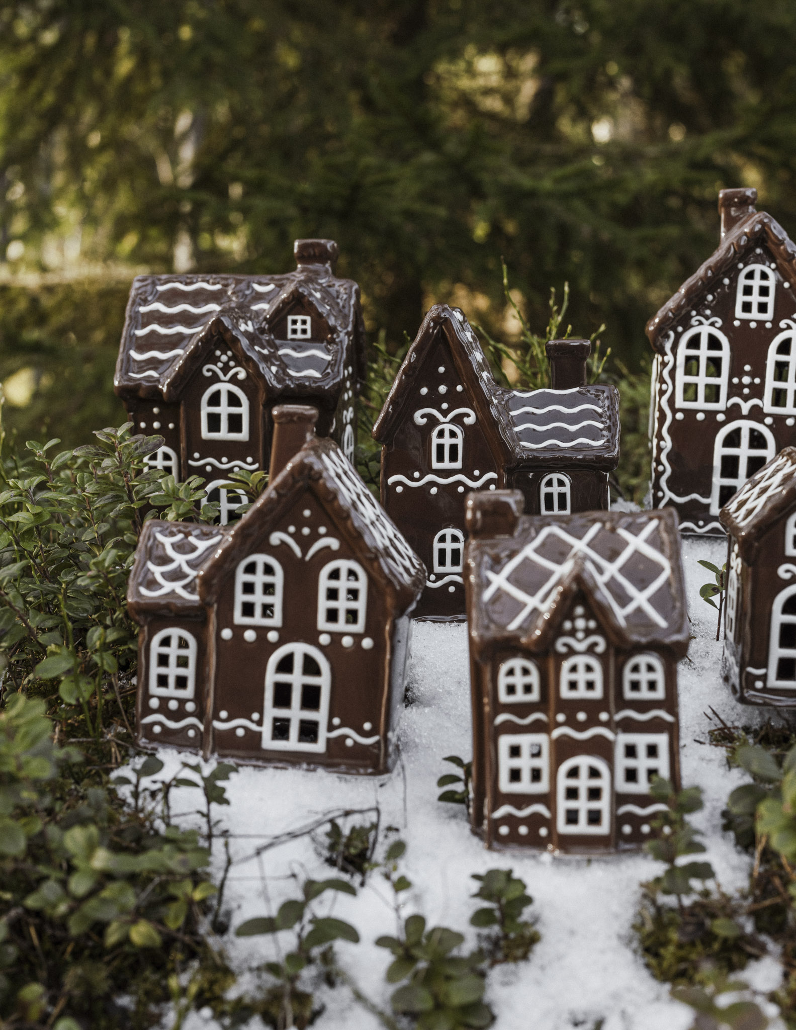 Julbyn Nr 2 - Pepparkakshus - Hus - Huslykta  - 5