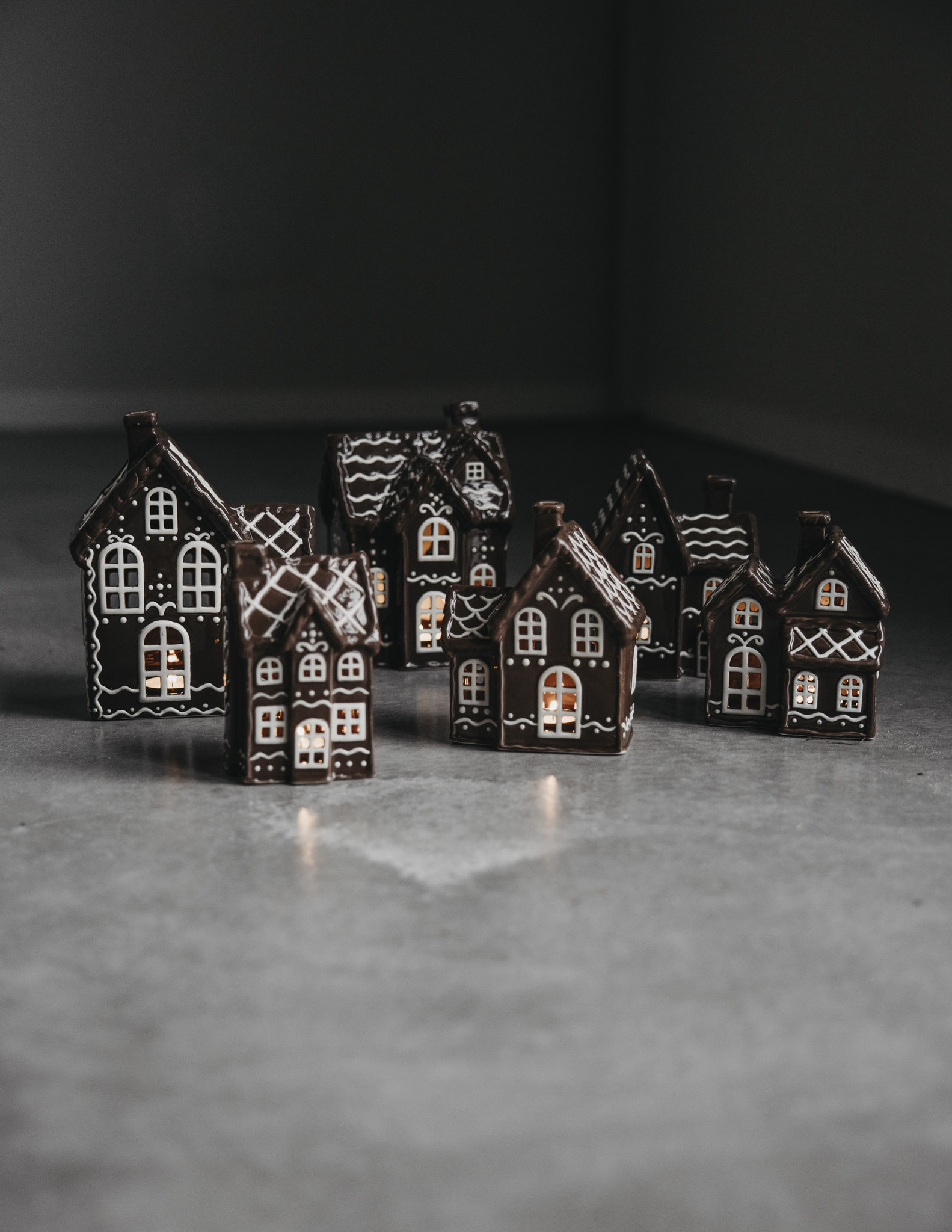 Julbyn Nr 3 - Pepparkakshus - Hus - Huslykta  - 8