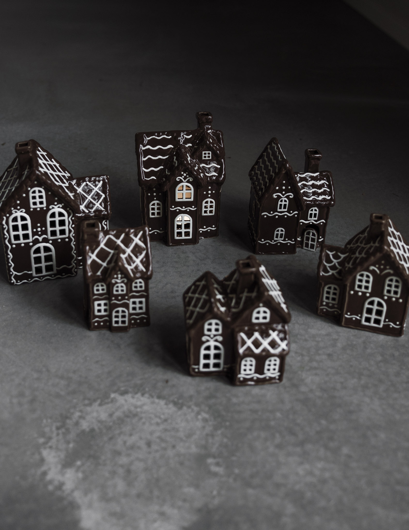 Julbyn Nr 3 - Pepparkakshus - Hus - Huslykta  - 7