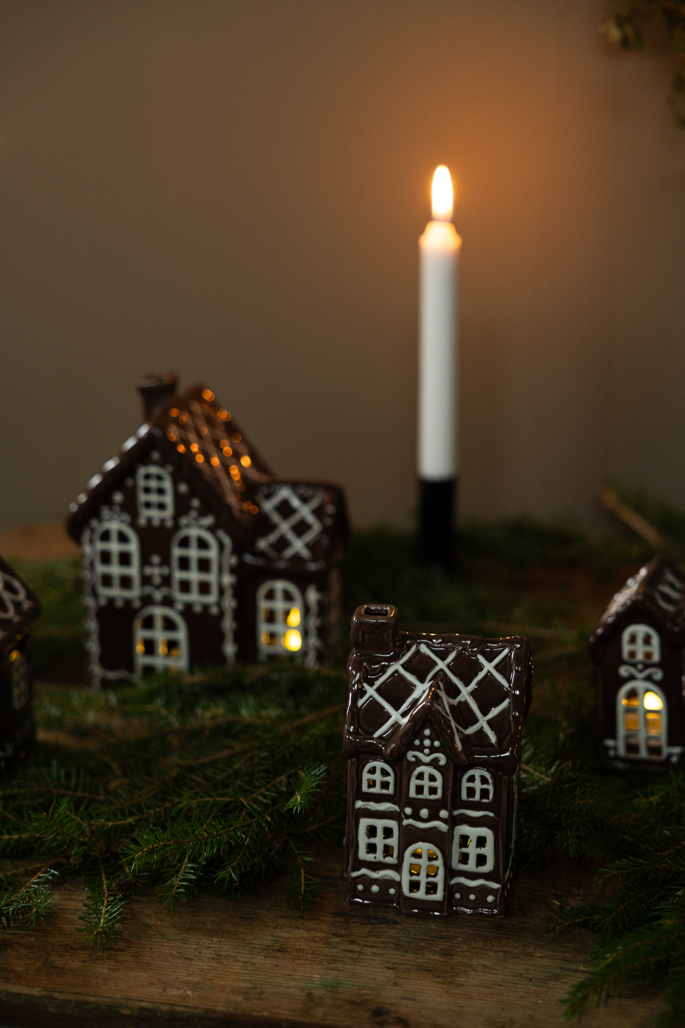 Julbyn Nr 5 - Pepparkakshus - Hus - Huslykta  - 12