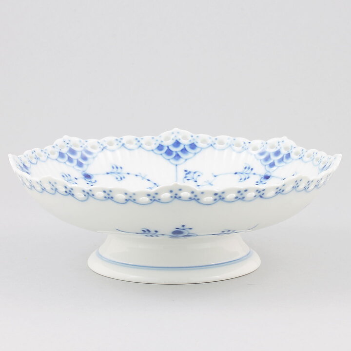 Royal Copenhagen (Blue Fluted 20th Century) Full Lace Bowl 18 cm #1023 [Sample Images]