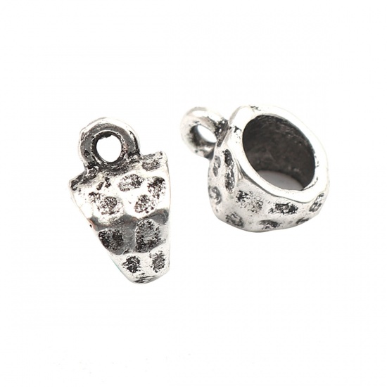 Connector / bail in silver  metal  hammered trangle - 2