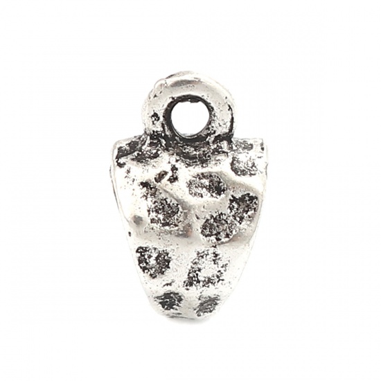 Connector / bail in silver  metal  hammered trangle