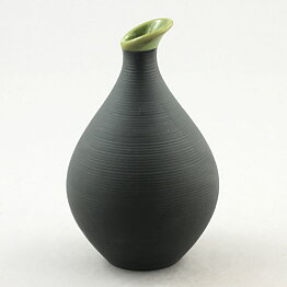 Carl-Harry Stålhane (Bahia 1950s) Black Vase with Green Top 14 cm (2)