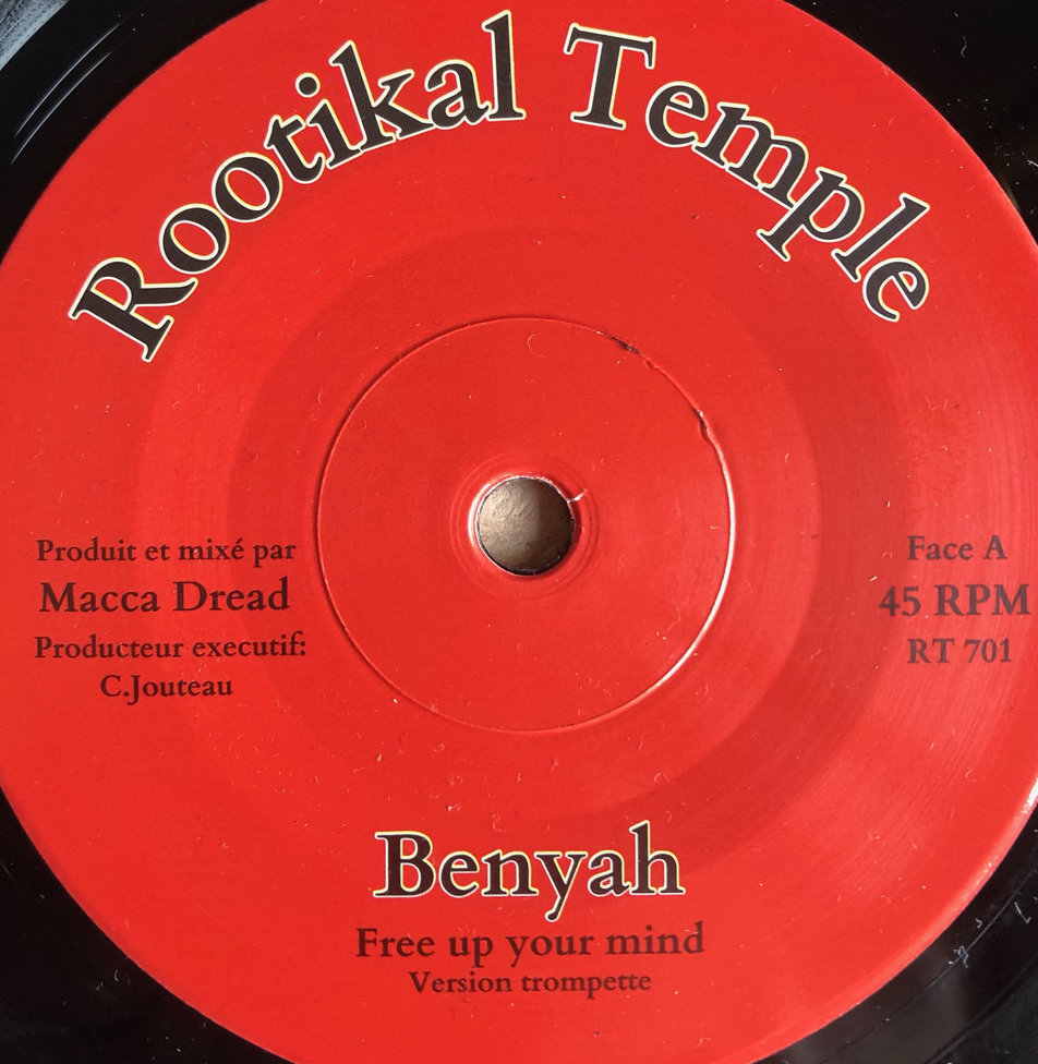  Benyah – Free Up Your Mind