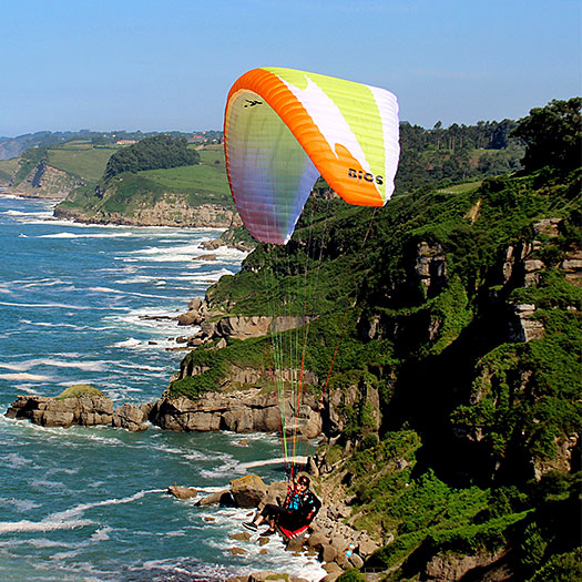 Windtech    Bios is our new intermediate wing certified EN-B.
