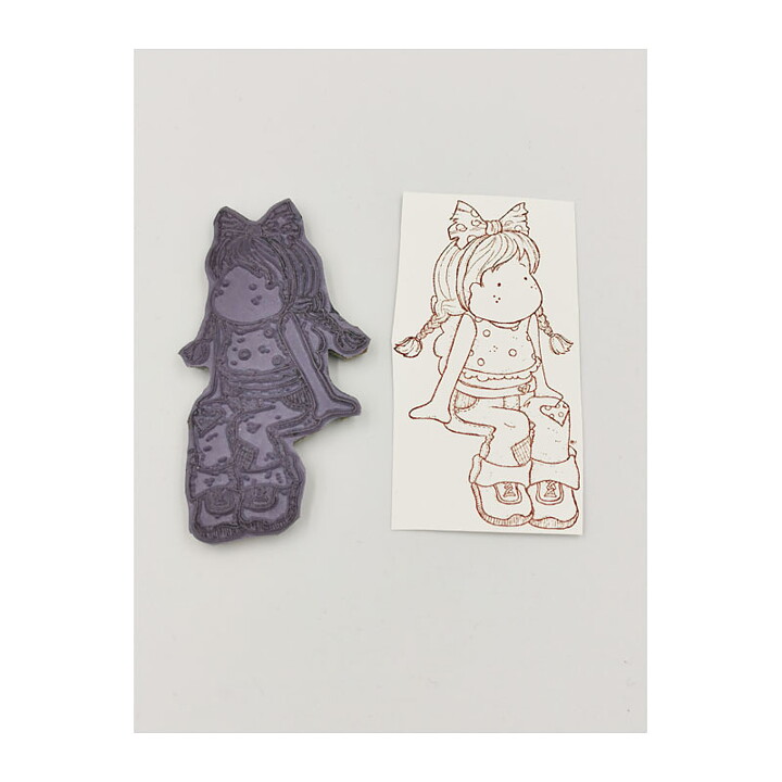 Magnolia Cling Stamps Second Hand - Sitting Summer Tilda SO08
