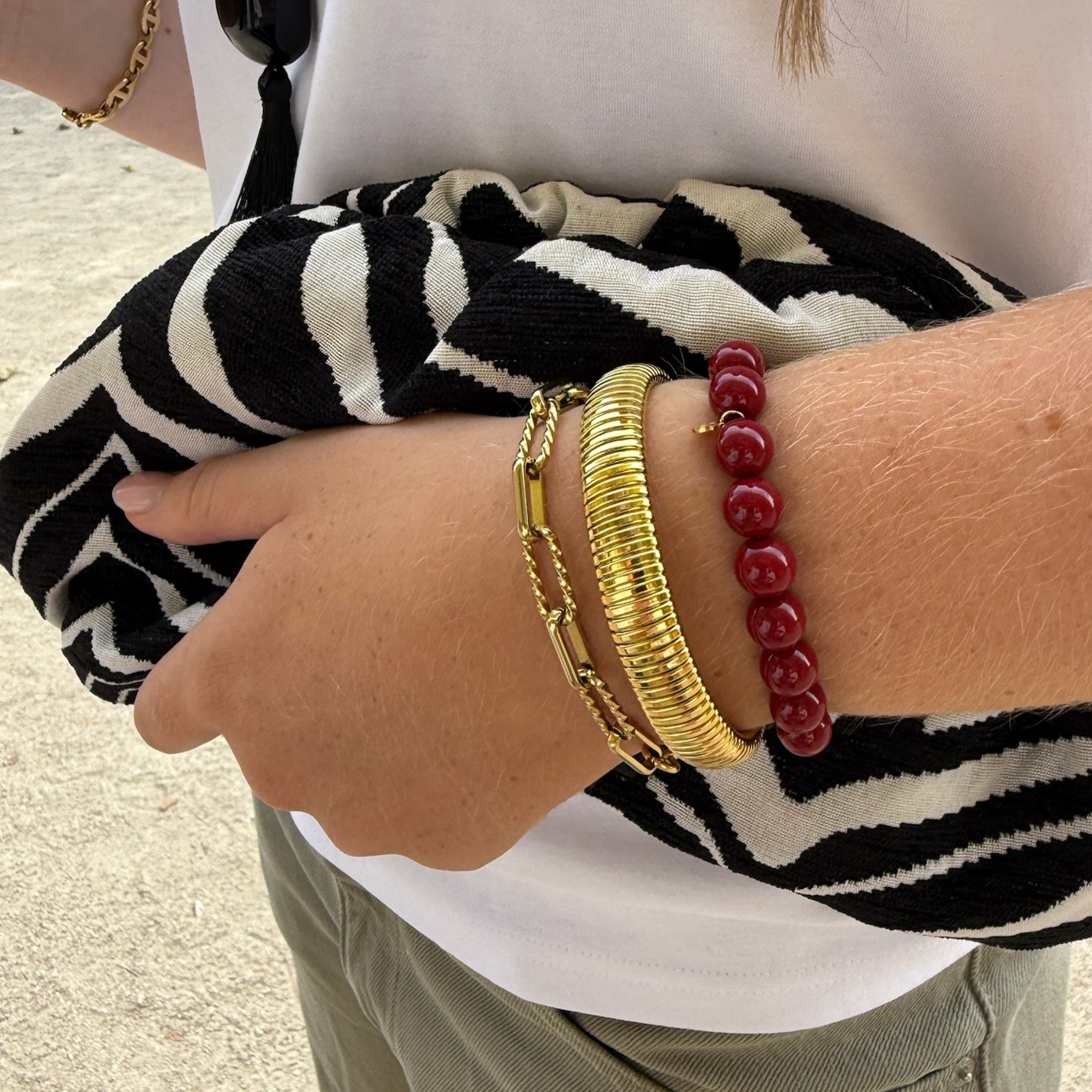 Coco bangle, small gold - 6