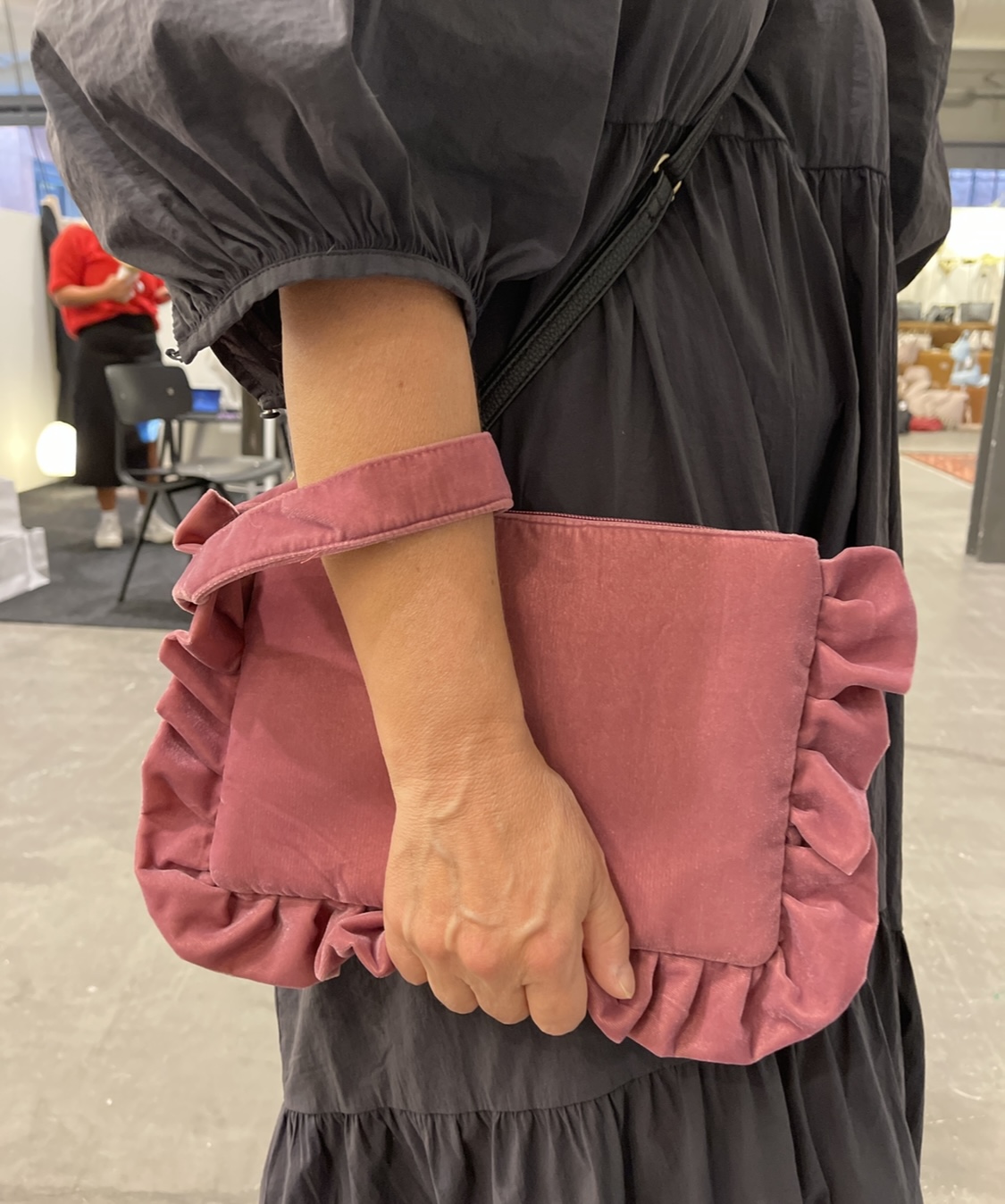 VELVET CLUTCH DREAM DUSTY PINK