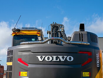 Motviktsbåge Volvo ECR235EL