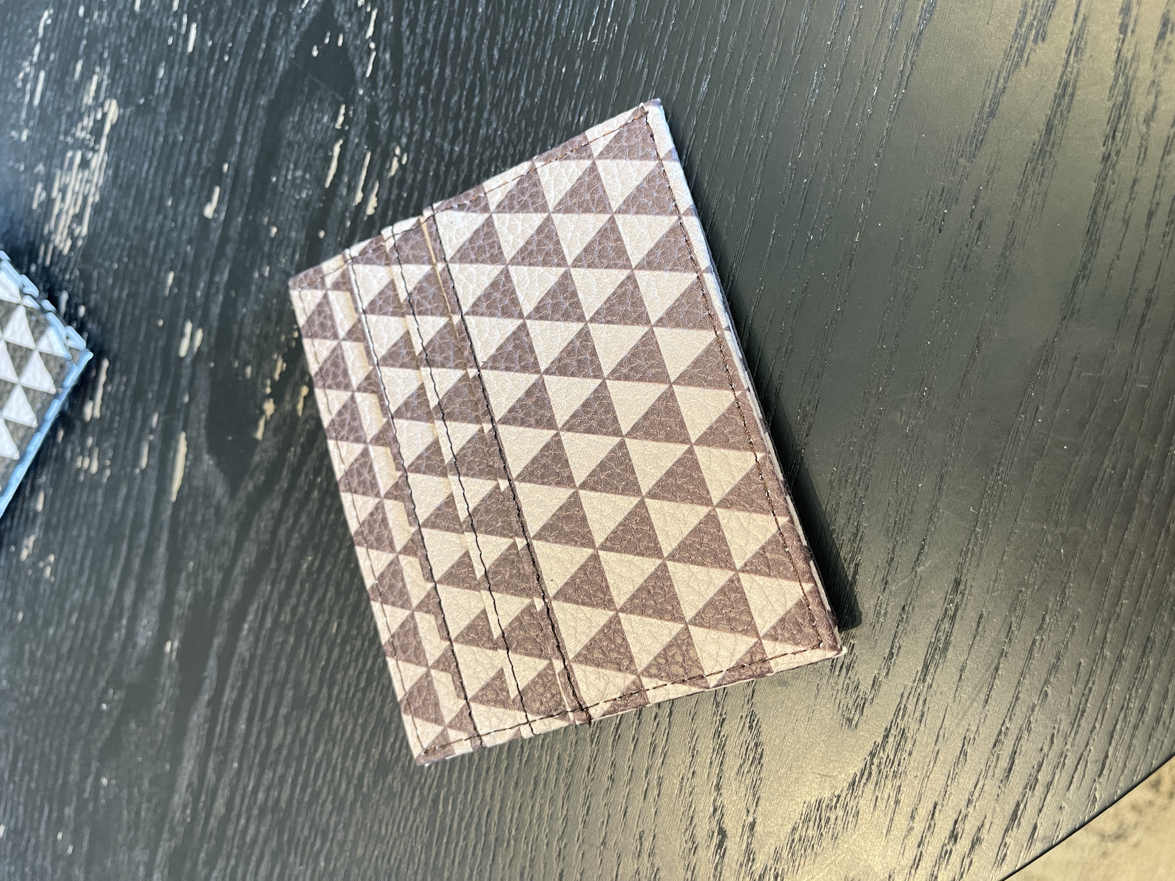 STILE CARD HOLDER STAR TRIP BROWN