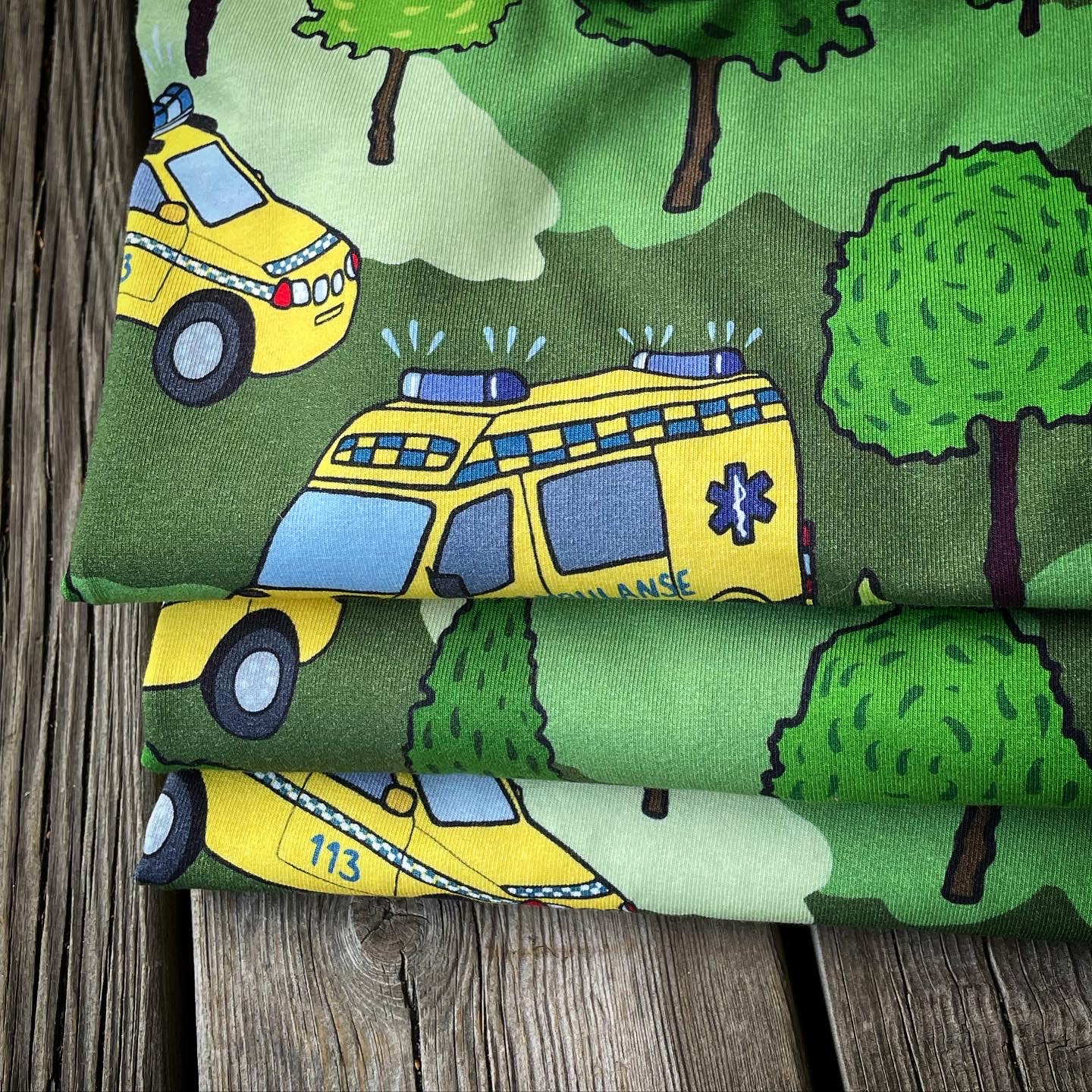 Tröja ”Ambulans grön” stl. 86 och 98 - 7