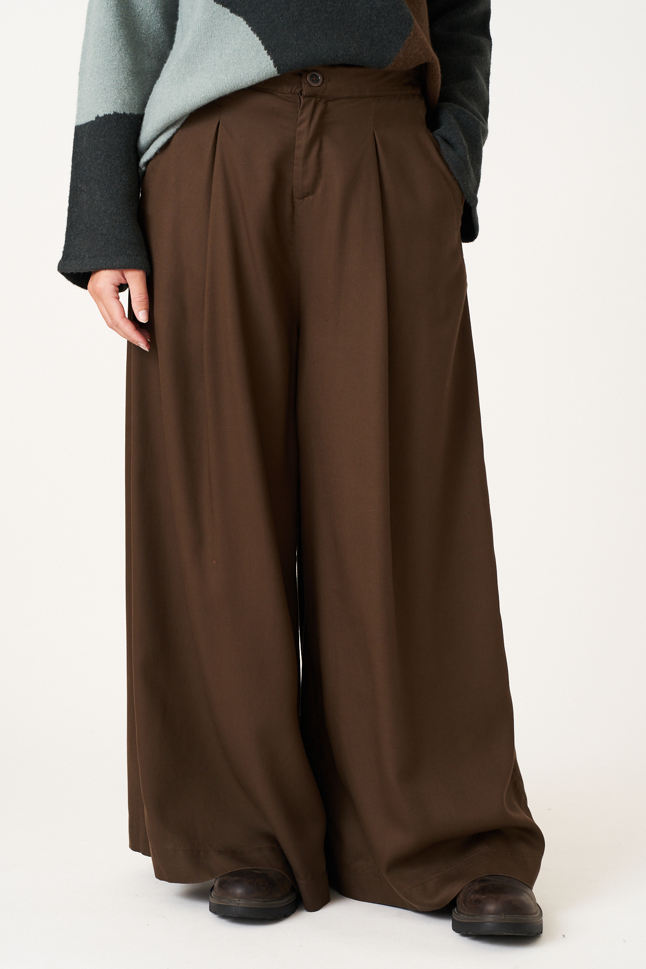 Patricia trouser  chocolate - 3