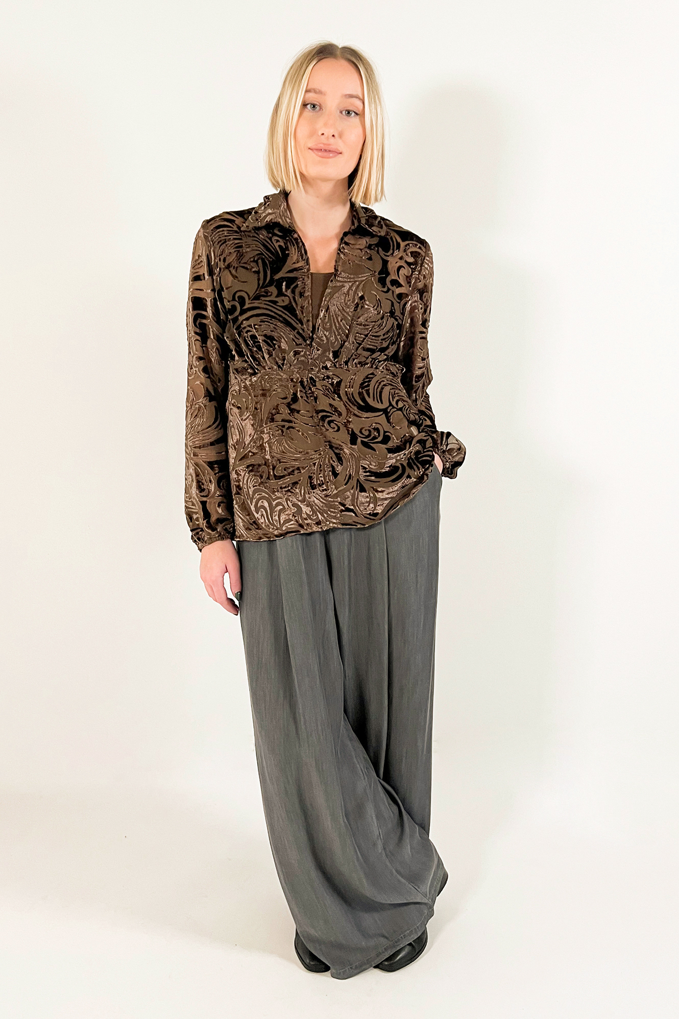 Odine blus  chocolate
