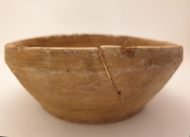 Bowl 18th-19th century turned wood - 2