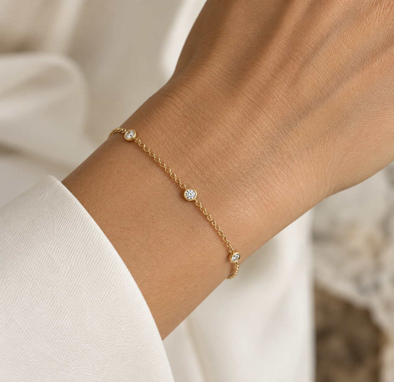 TRIPLE BRILLIANTCUT DIAMOND BEZEL BRACELET - 3