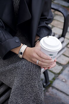 Barcelona bangle, nude silver