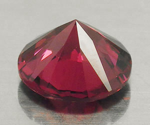 Impresionante piedra preciosa de granate rodolita natural de corte redondo de 1,40 ct de 7 mm - 2