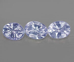 3 impresionantes piedras preciosas de tanzanita naturales genuinas y raras con un peso total de 0,60 ct