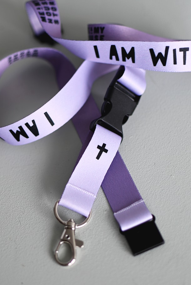LÅNGT NYCKELBAND: I AM WITH YOU TODAY - 2
