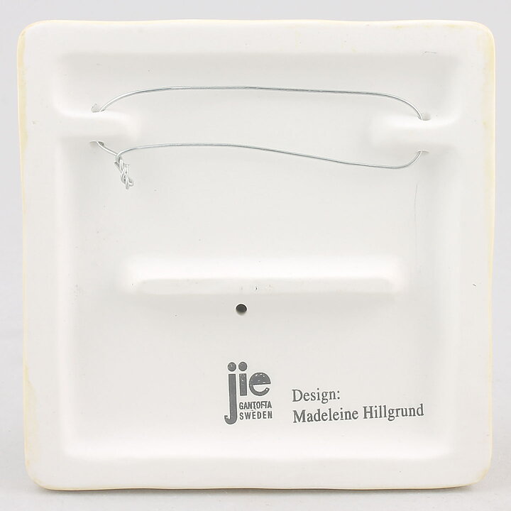 Madeleine Hillgrund (1990s) Quadratic Wall Plaque with Radish Relief 11 cm <with Box>