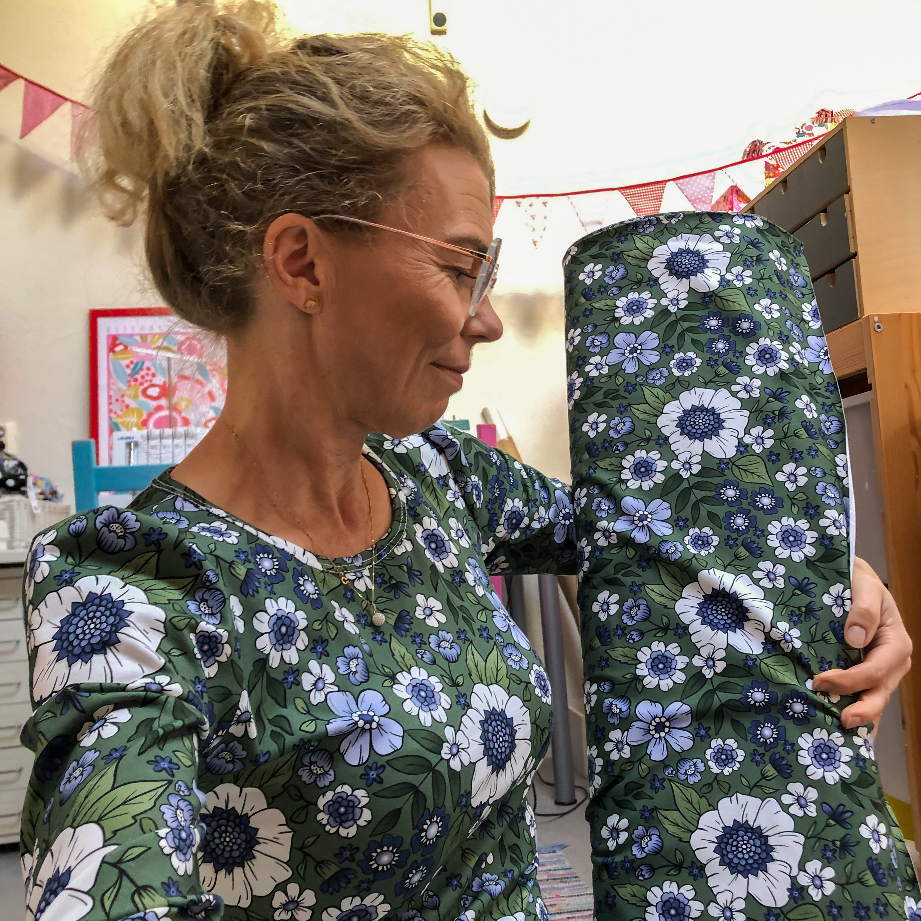 SLUTSÅLT Jerseytyg ekologisk bomull,  "LET'S GO GREEN", metervara - 5