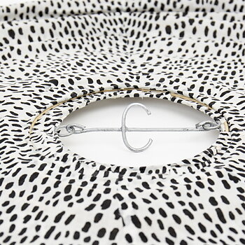 Lampskärm Storm  Oval vit/svart, A World of Craft