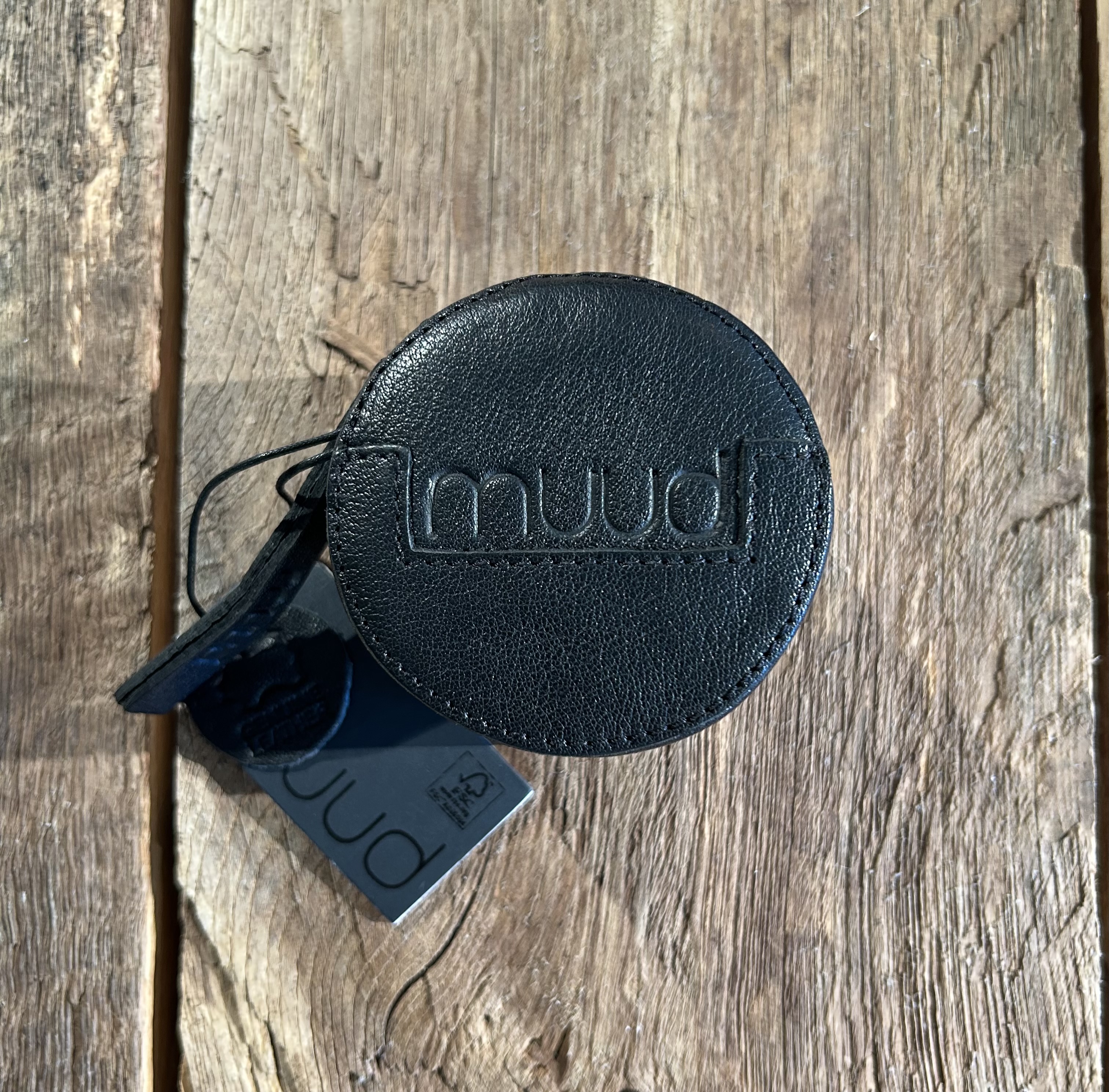 Accessory black