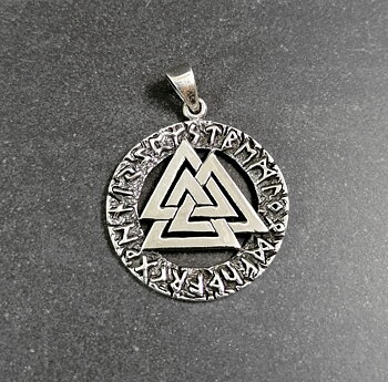 Valknut med runor - Hänge i Silver 