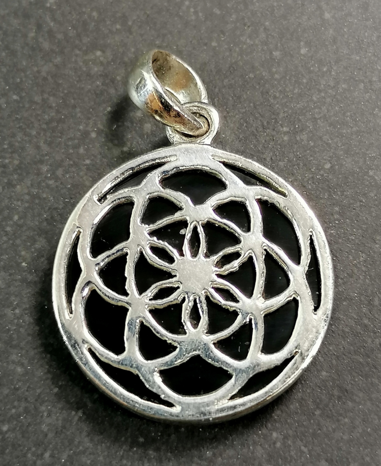 Silver Livets Blomma  i  Svart Onyx - 12 mm
