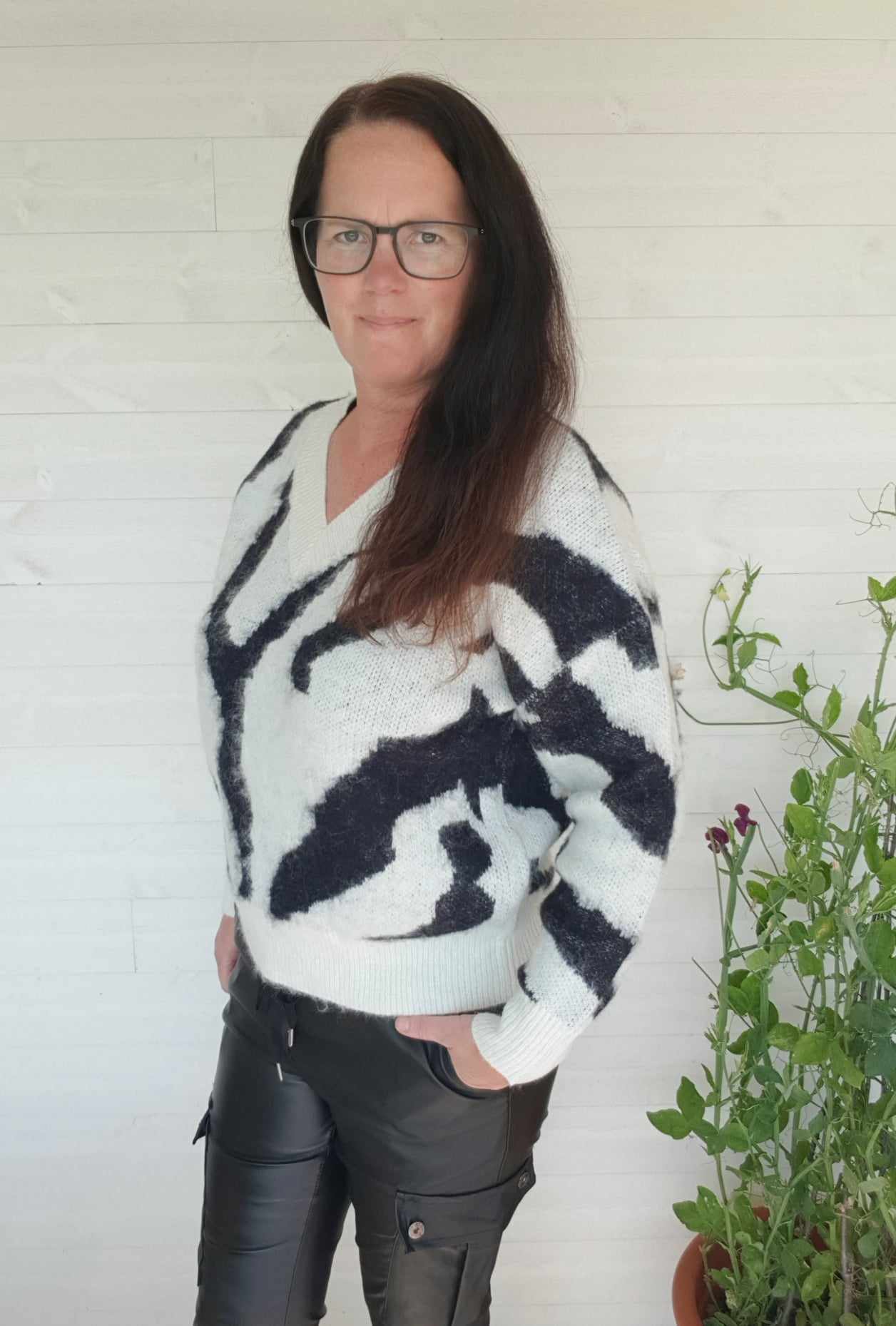 Stretchig byxa cargo fakeskinn - Svart  - 2