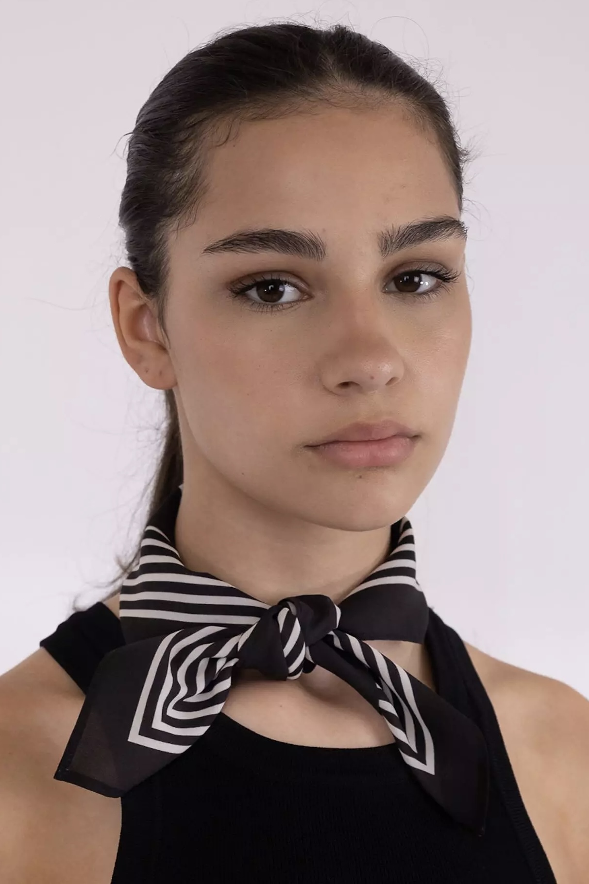 Neo Noir - Judy Line Scarf Small Black