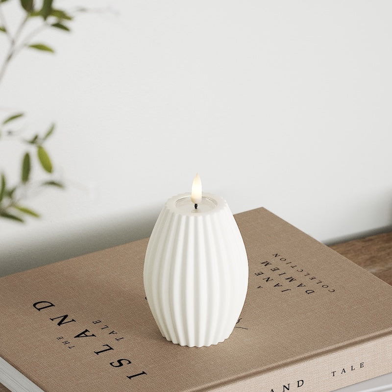 Deluxe Homeart - Blockljus Oval - Vit - 7,5x10 cm - 9