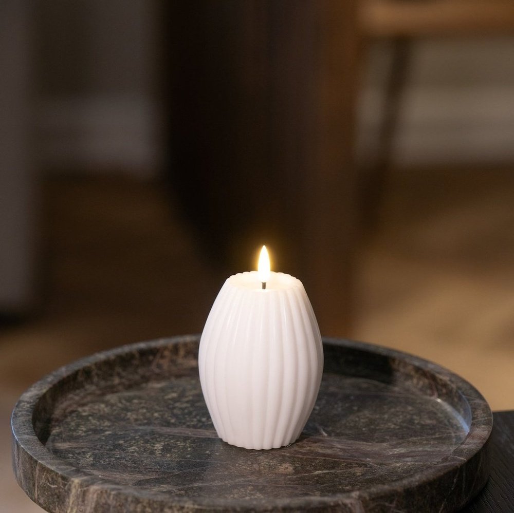 Deluxe Homeart - Blockljus Oval - Vit - 7,5x10 cm - 10