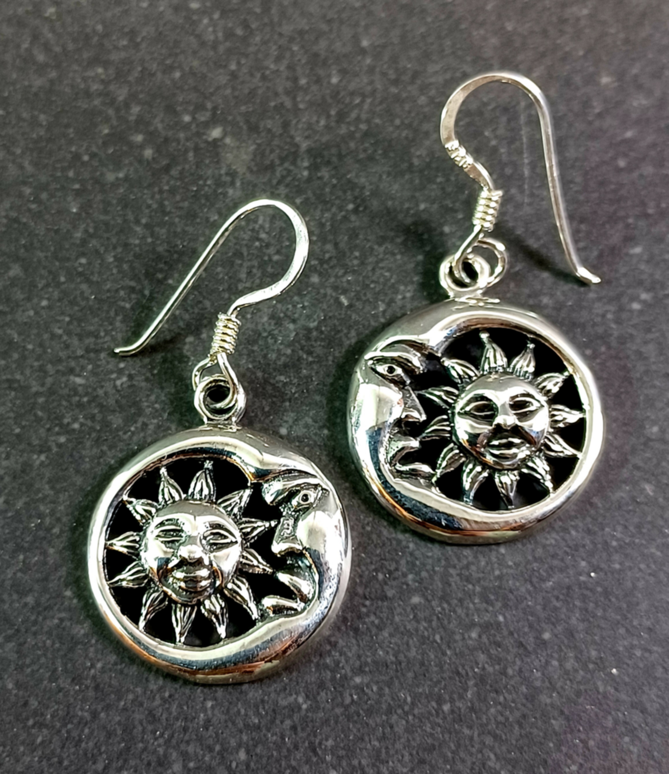 Måne  och Sol Örhängen i silver