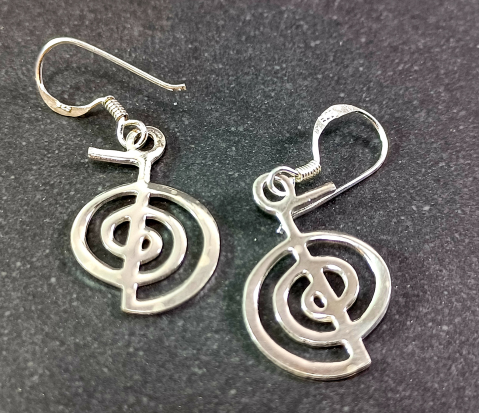 Cho Ku Rei - Örhängen i silver - 33mm
