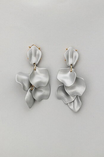 Bow 19 - Leaf  Earrings Silver