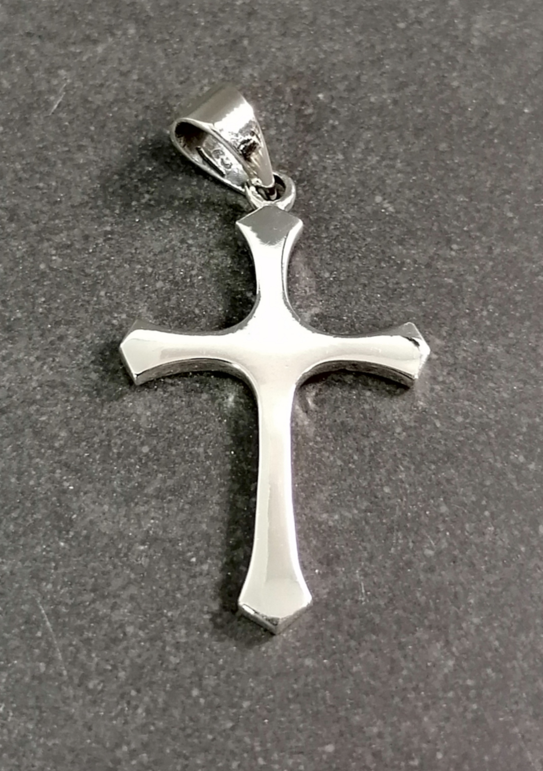 Kors Hänge i Silver