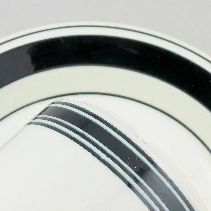 Peter Winquist (Faenza 1970) Three Teacups with Black Decor 11,5 cm