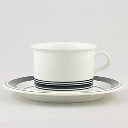 Peter Winquist (Faenza 1970) Three Teacups with Black Decor 11,5 cm